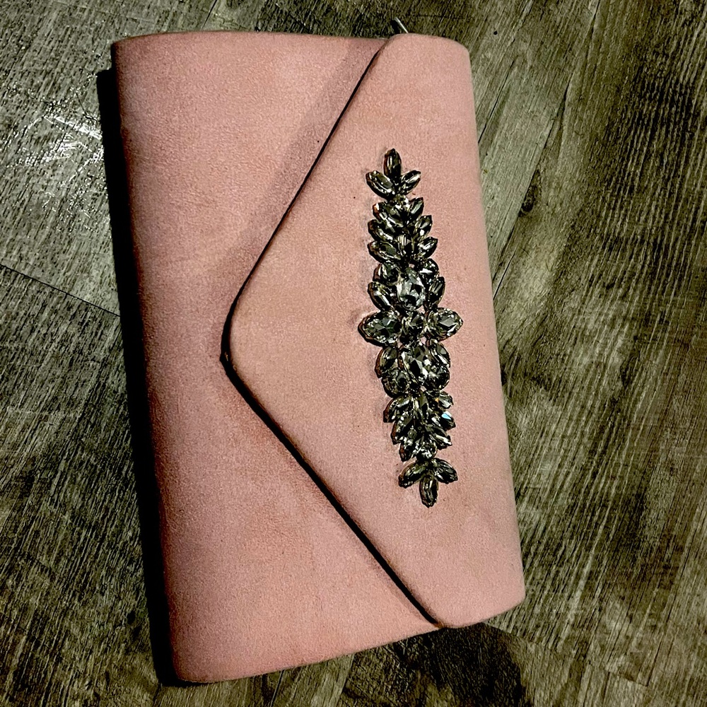 Princess clutch